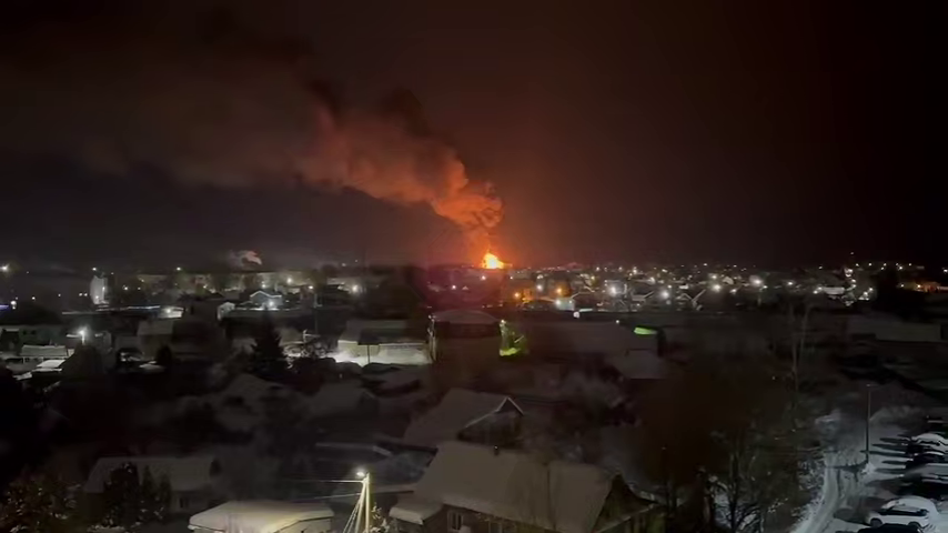 Великие Луки: топливный тыл горит — война пришла вглубь России